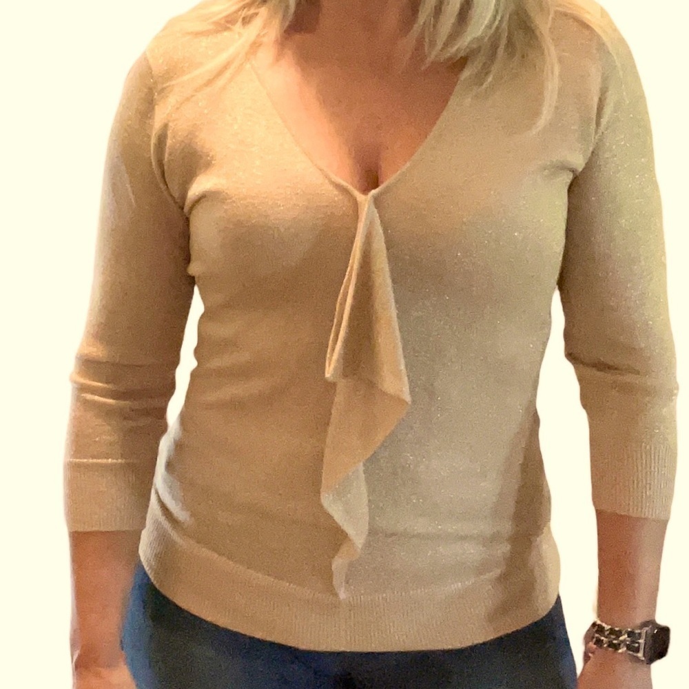 Golden metallic V-neck lightweight sweater with front detail